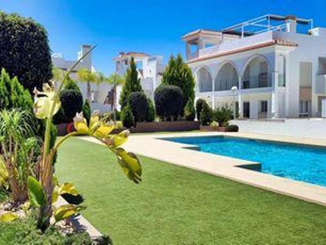 Bungalow en venta en Quesada, Urbanización Atalaya Park