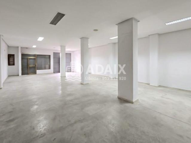Local Comercial en venta en San Pedro, Úbeda
