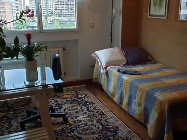 Habitación en alquiler en Alacant / Alicante