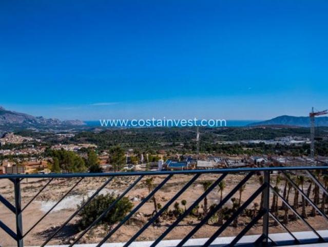 Villa en venta en Benidorm