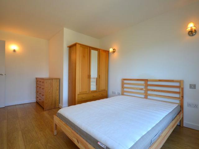 Apartment for rent in East Greenwich, Greater London