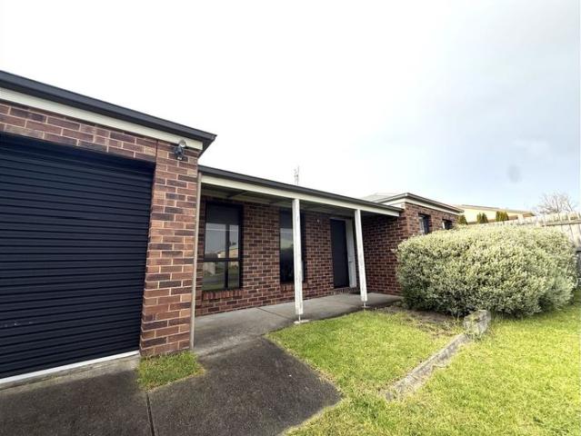 House for rent in Portland, Victoria