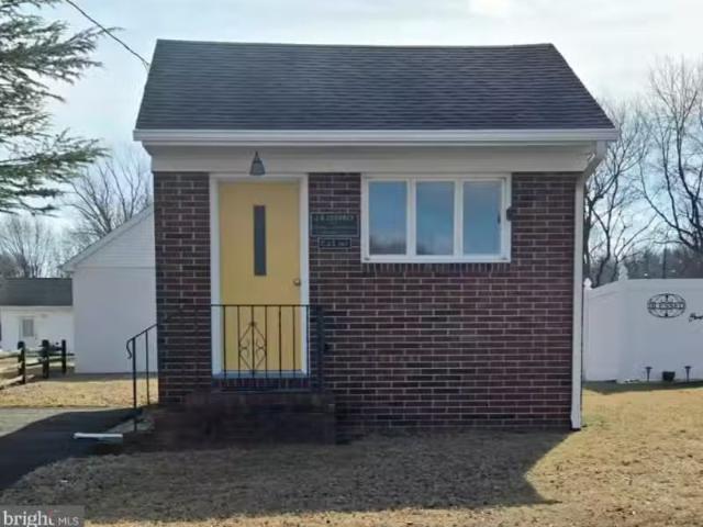 House for sale in Sewell