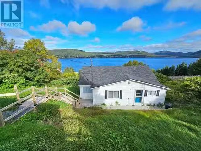 House for sale in Corner Brook, Newfoundland And Labrador