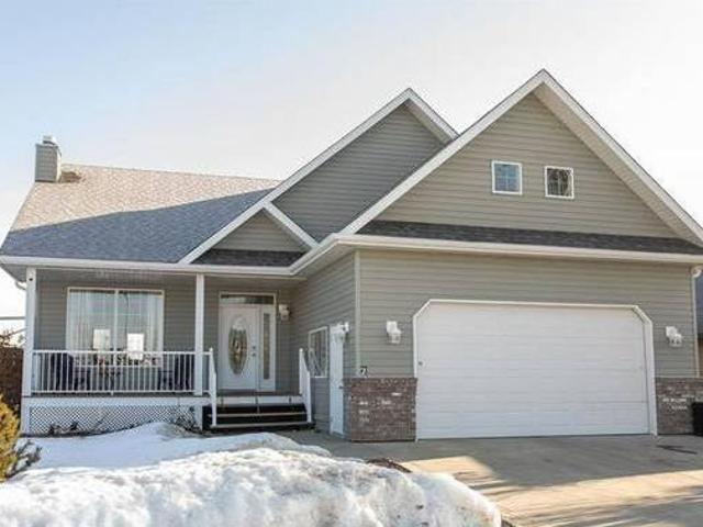 House for sale in Lacombe, Alberta
