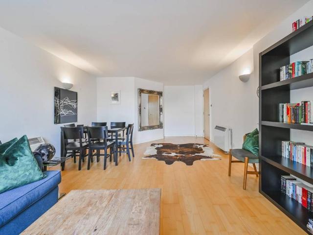 Apartment for rent in Kensal Town, Greater London