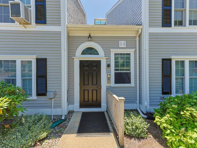 Condo for sale in Harwich