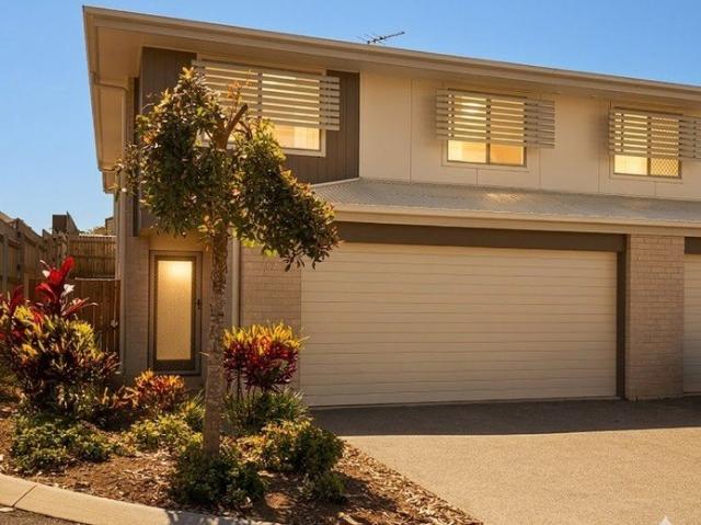 Townhouse for rent in Toombul, Queensland