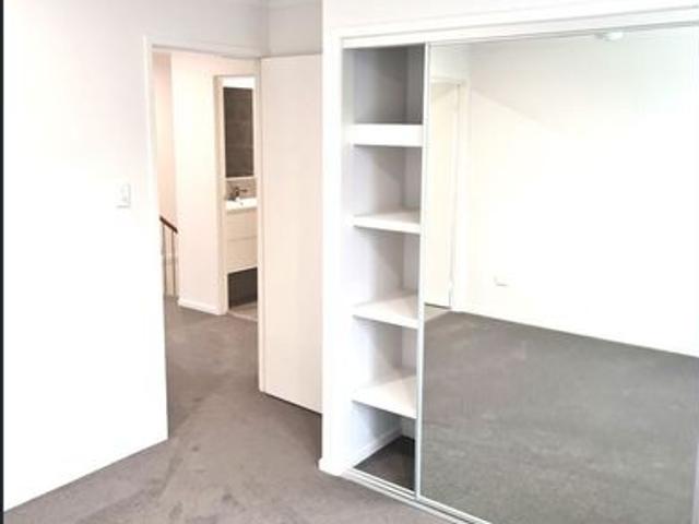 Townhouse for rent in Toombul, Queensland