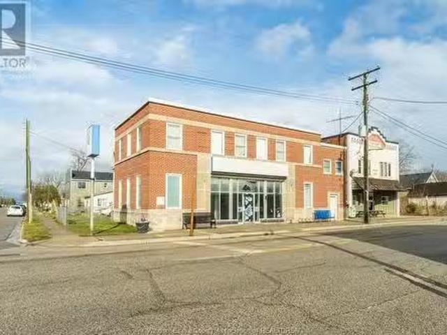 House for sale in Chatham–kent, Ontario