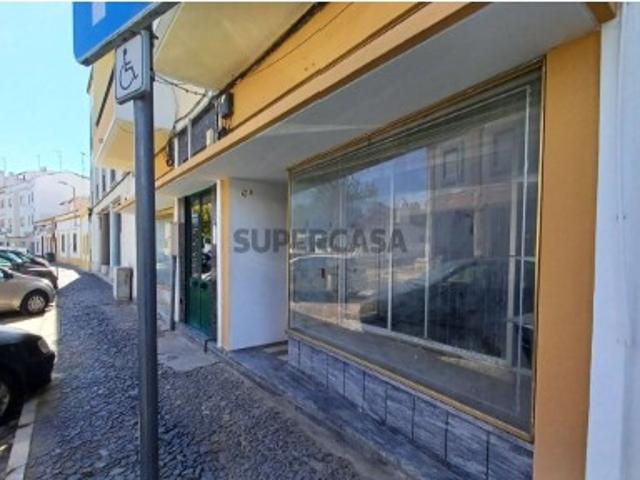 Armazém venda em Beja (Santiago Maior e São João Baptista), Beja