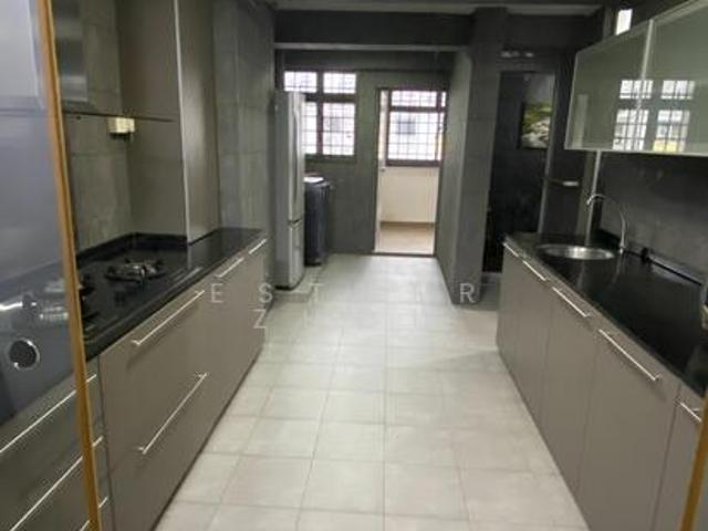Apartment for rent in Kampong Tiong Bahru, Singapore