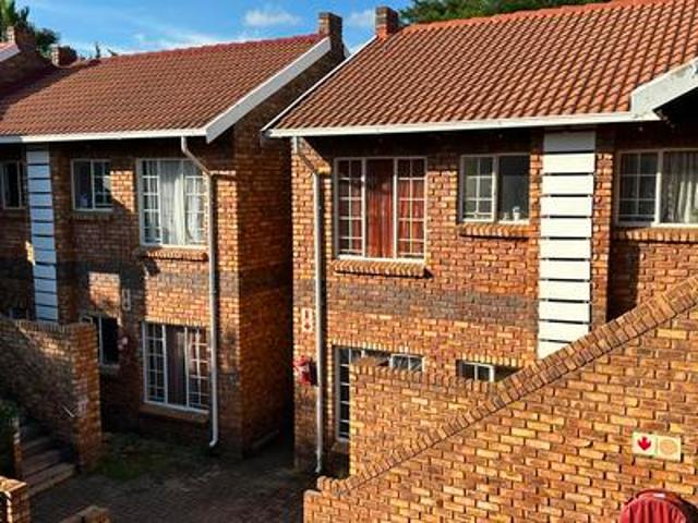 Apartment for sale in Akasia, Gauteng