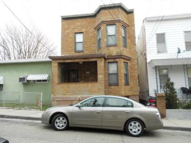 House for sale in North Bergen House for sale in North Bergen