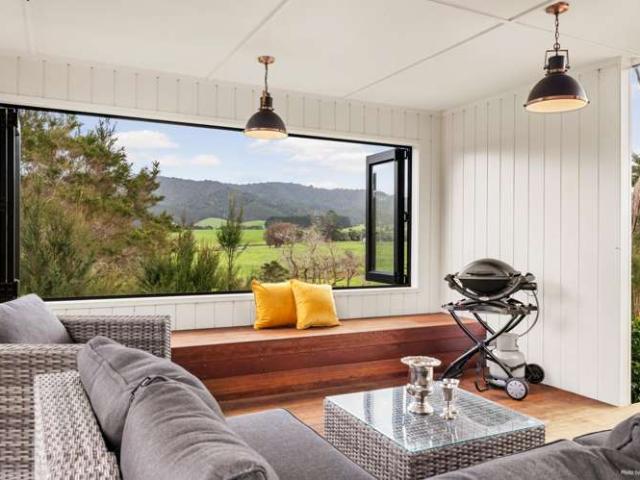 Property for sale in Auckland, Oroua County