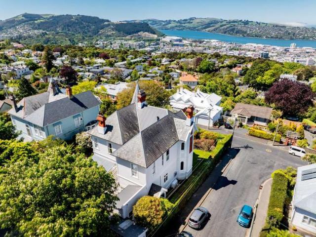 House for sale in Otakou