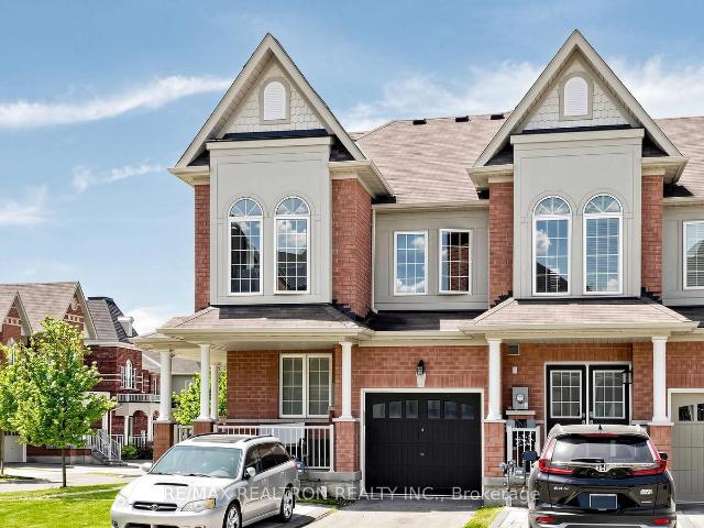 Townhouse for sale in Woburn, Ontario