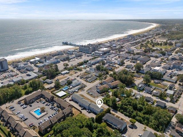 Townhouse for sale in Maine