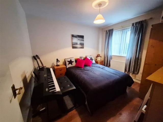 Apartment for sale in Burnside, Ulster