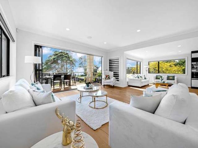 House for sale in Howick