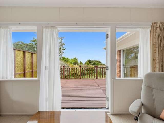 House for sale in Titirangi, Waitākere Ranges