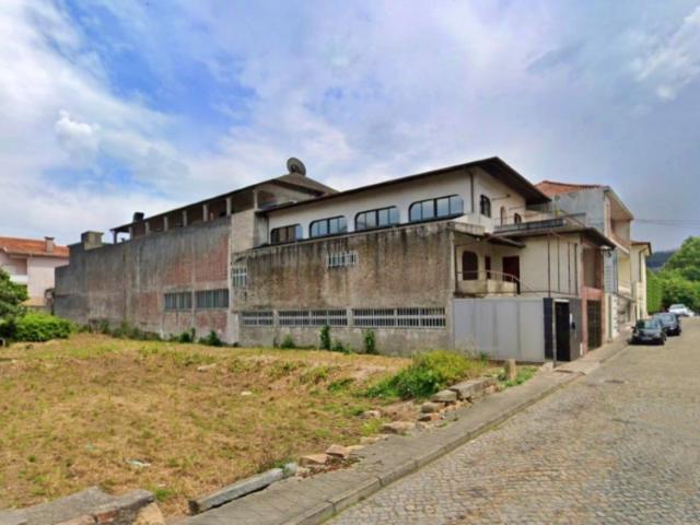 Prédio venda em Santo Tirso, Porto