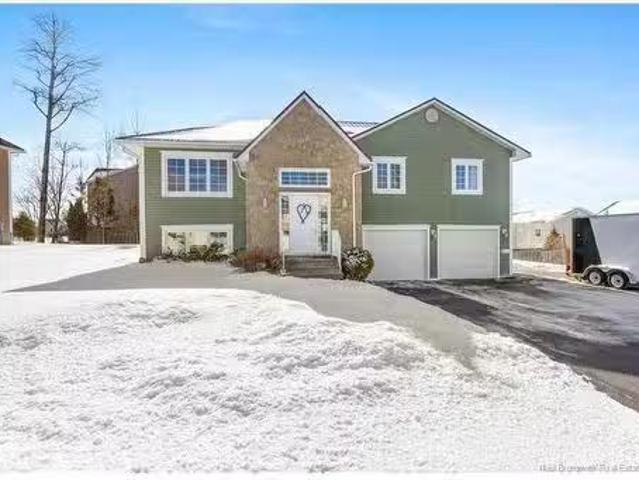 House for sale in Oromocto, New Brunswick