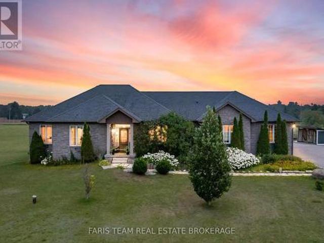 House for sale in Adjala–tosorontio, Ontario