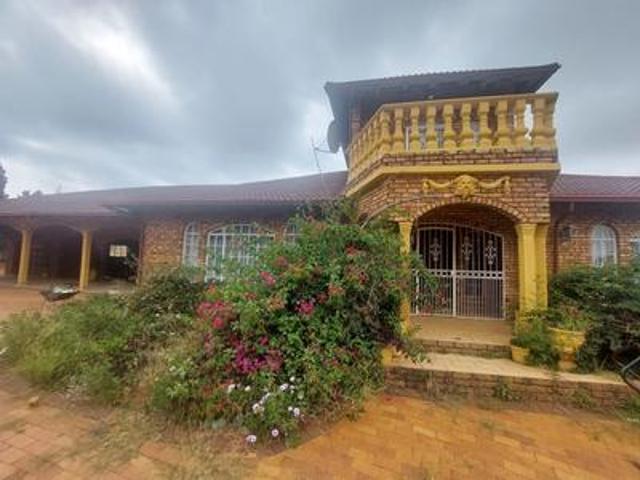 House for sale in Mohlakeng, Gauteng