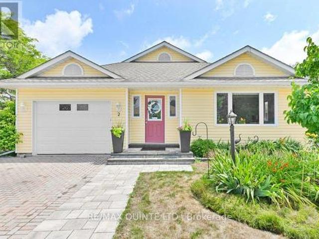 House for sale in Ontario