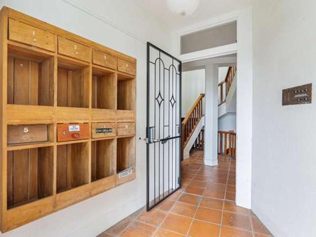 Apartment for sale in Herne Bay
