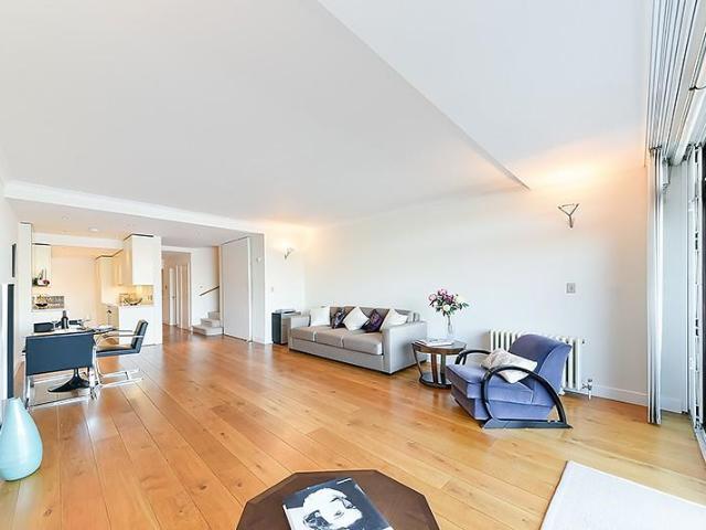 Apartment for rent in Battersea, Greater London