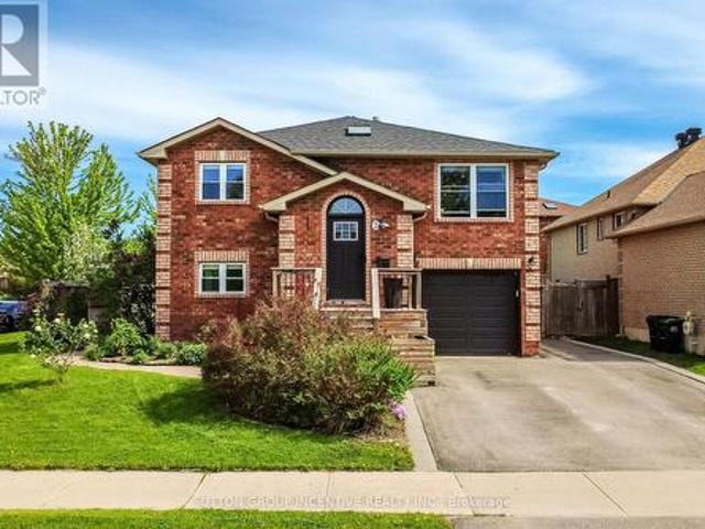 House for sale in Barrie, Ontario