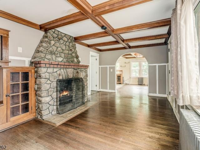 House for sale in Newton, New Jersey