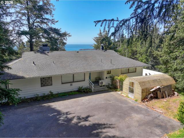 House for sale in Oregonia
