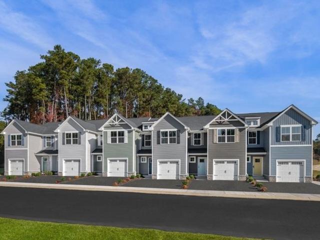 Townhouse for sale in Virginia