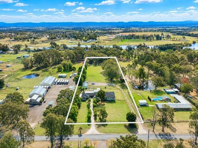 Cottage for sale in Oakville, Sydney