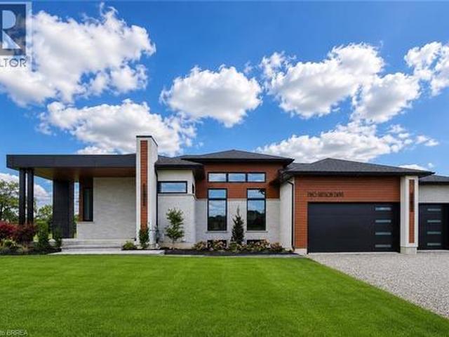 House for sale in County Of Brant, Ontario