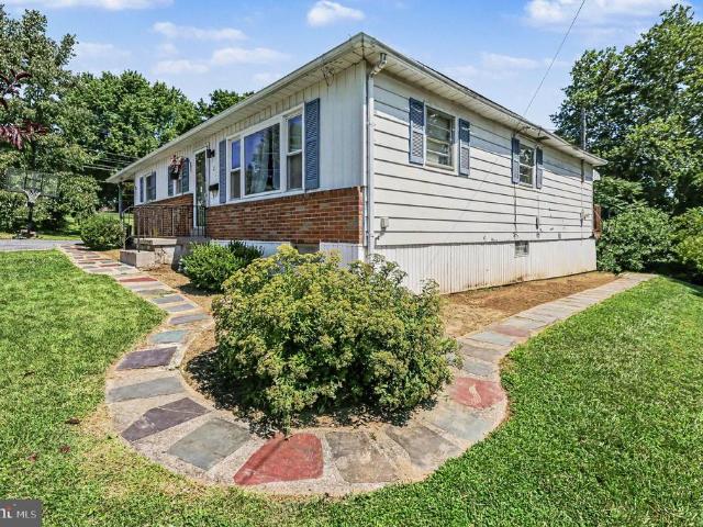 House for sale in Cumberland, Pennsylvania