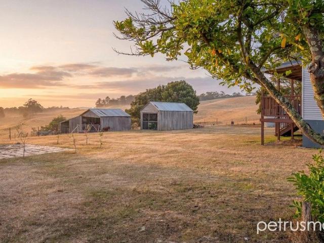 Cottage for sale in Colebrook, Tasmania