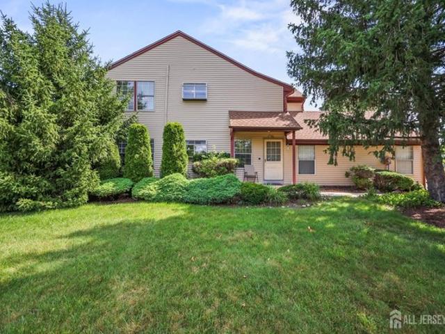 Townhouse for sale in Cedar Knolls, New Jersey