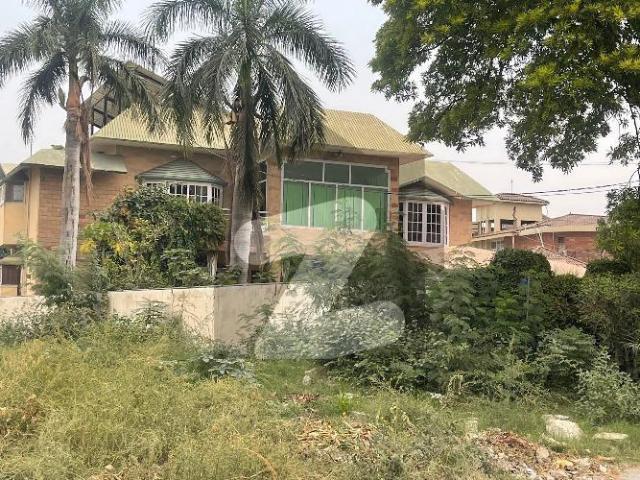House for sale in Peshawar, North West Frontier Province