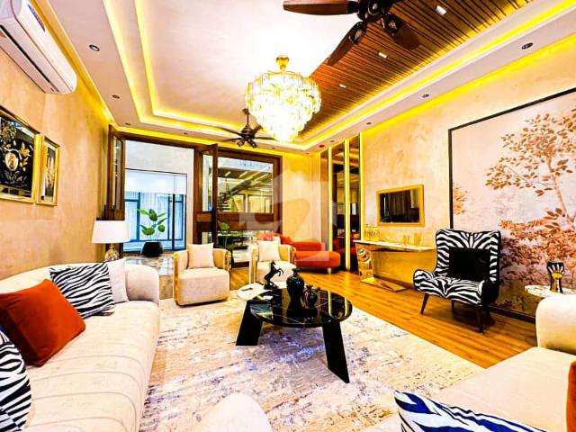 House for sale in لاہور, لاہور ڈویژن