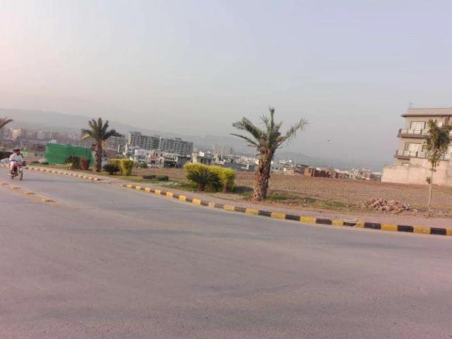 Land for sale in Islamabad