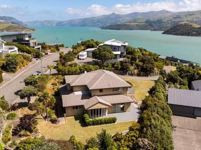 House for sale in Little Akaloa, Canterbury