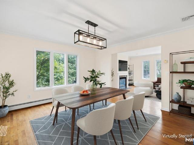 Townhouse for sale in Ridgefield