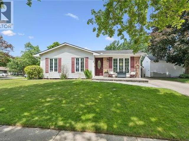 House for sale in Kitchener, Ontario