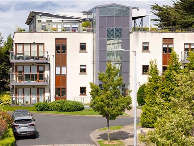 Apartment for sale in Leopardstown, Cornelscourt