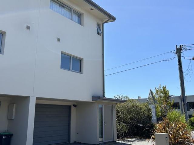 House for rent in Addington, Canterbury