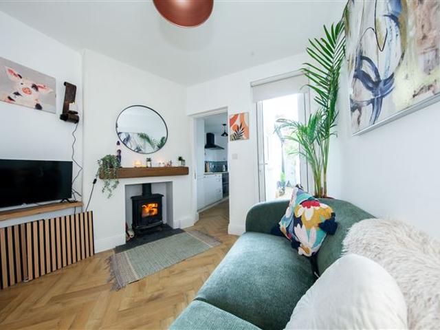 Terraced House to rent in Bluebell, North Tipperary